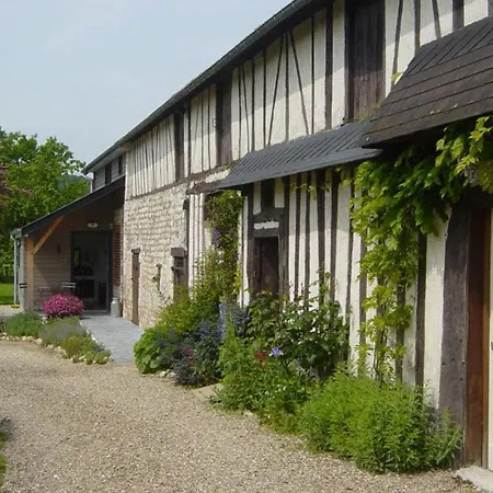 Gite Gites De France - Au Pas De L'Ours Holiday home Saint-Pierre-de-Manneville