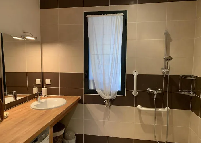 Holiday home Gite Gites De France - Au Pas De L'Ours